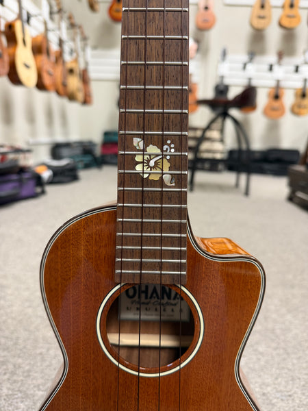 Ohana CK-35CG-CL Cynthia Lin Solid Mahogany Concert Ukulele w/Case