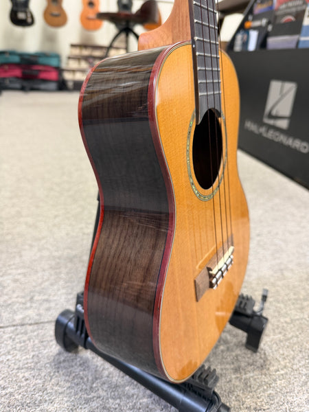 Flight Diana TE Electric Tenor Ukulele w/Case - Solid Cedar/Walnut