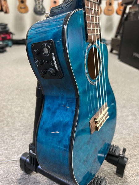 LANIKAI QM-BLCEC Quilted Maple Electric Concert Ukulele w/Case- B- Stock - Transparent Blue