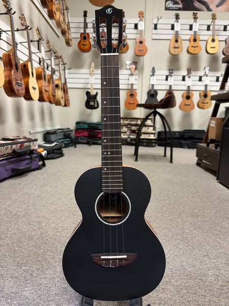 Flight Iris Solid Spruce/Mahogany Tenor Ukulele w/Case - Black
