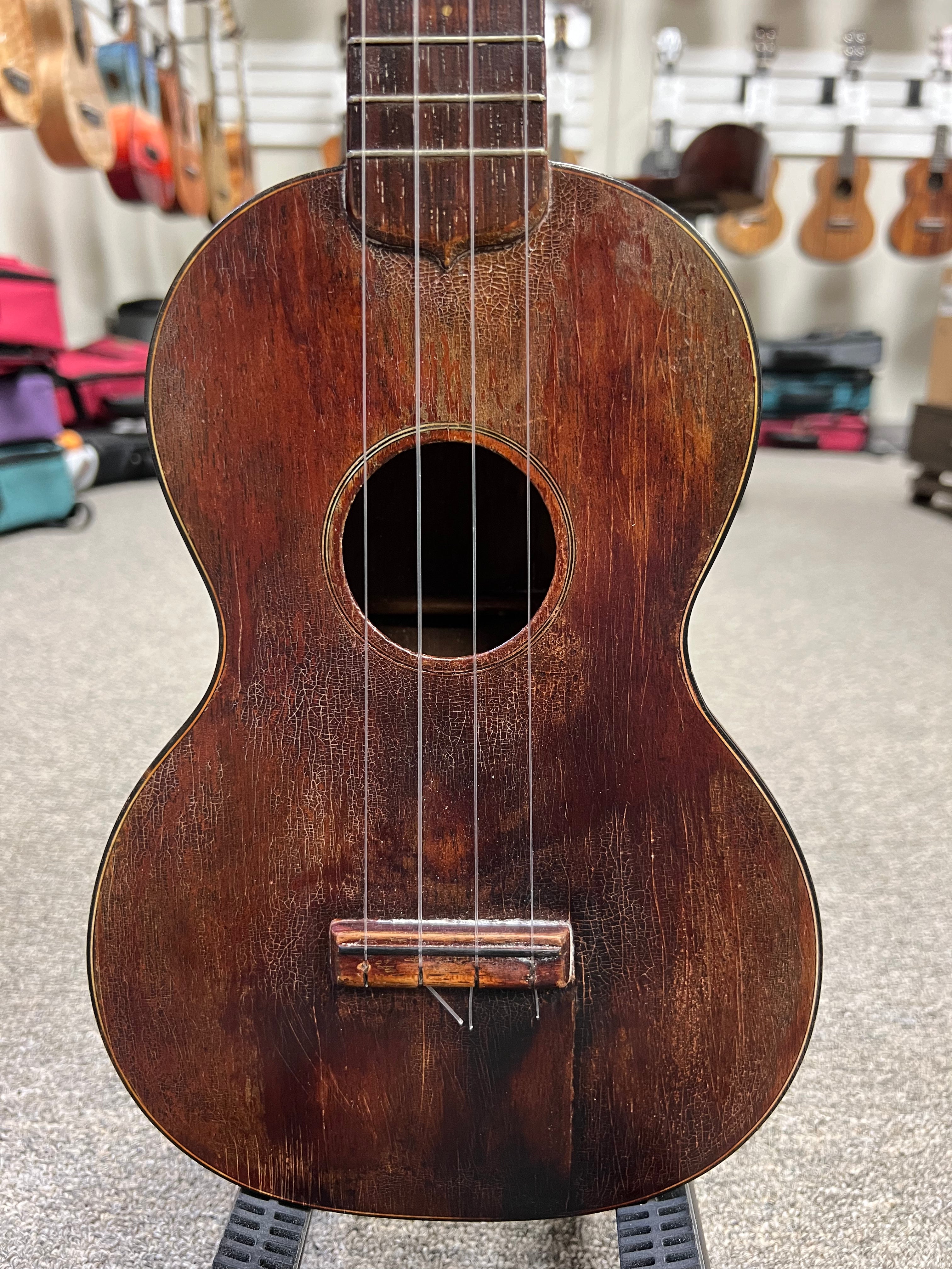 1940's Martin Style 1C Mahogany Concert Ukulele w/Case - Pre 1940's Martin Style 1C Mahogany Concert Ukulele w/Case - Pre