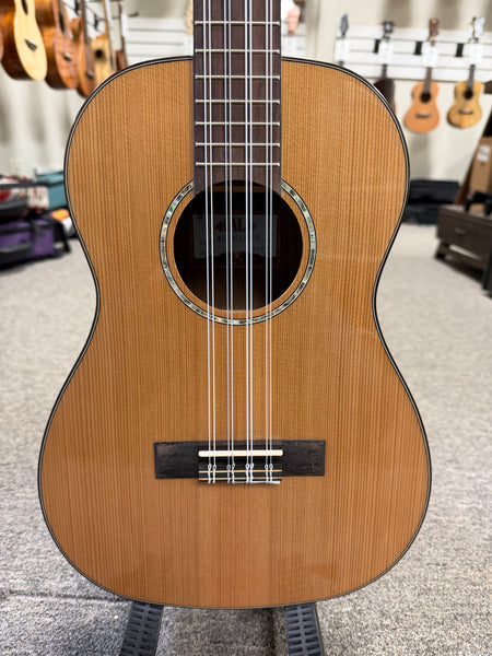 KALA KA-SCAC-B8 Solid Cedar Top/Acacia 8 String Baritone Ukulele