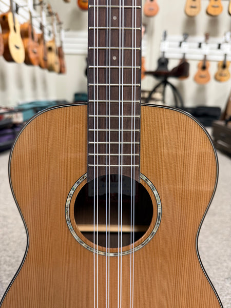 KALA KA-SCAC-B8 Solid Cedar Top/Acacia 8 String Baritone Ukulele