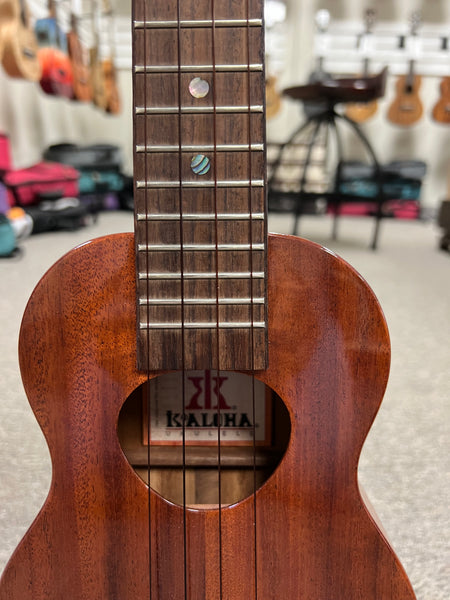 KoAloha KSM-02 Solid Koa Soprano Long Neck w/Case - Concert Scale - Pre Loved