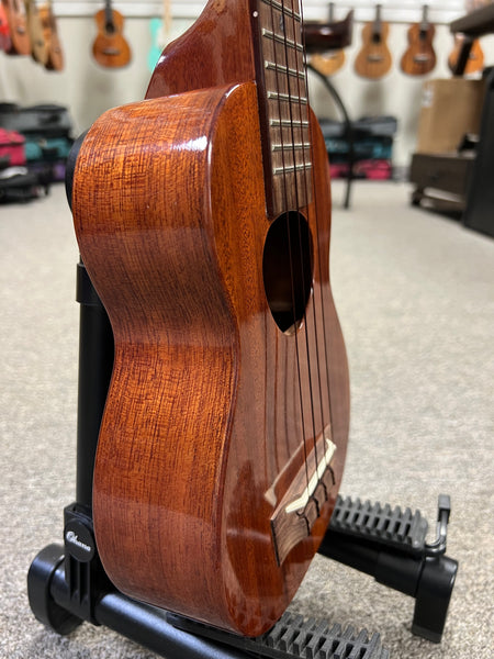 KoAloha KSM-02 Solid Koa Soprano Long Neck w/Case - Concert Scale - Pre Loved