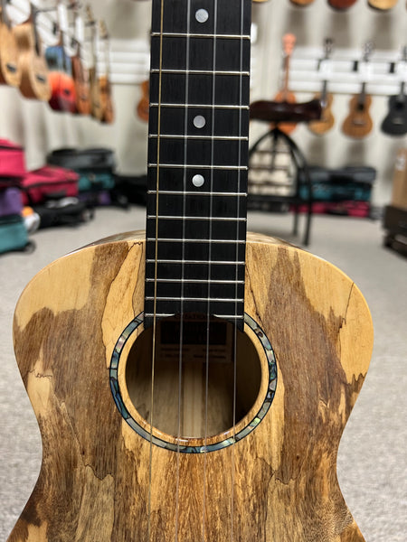 Romero Creations Solid Spalted Mango Concert Ukulele w/Case - Large Body