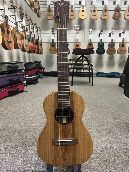 Oli L1-TMR Solid Myrtle Tenor Ukulele w/Case