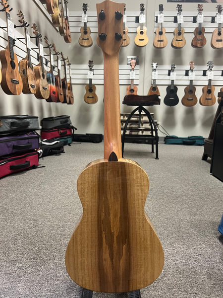 Oli L1-TMR Solid Myrtle Tenor Ukulele w/Case