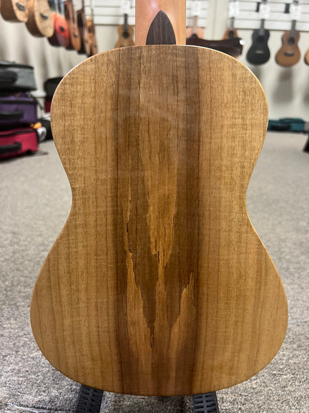 Oli L1-TMR Solid Myrtle Tenor Ukulele w/Case