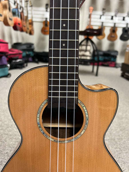 KALA KA-SCAC-T-CE Solid Cedar Top Acacia Tenor Electric Cutaway Ukulele