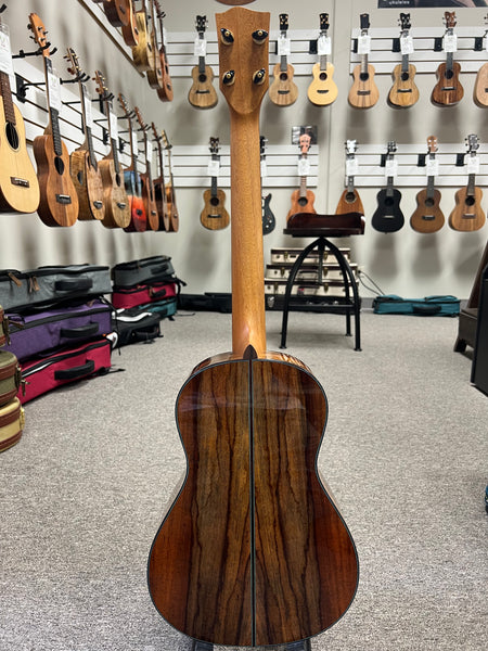 Oli X2-BTSRR Solid Torrefied Spruce/ Red Rosewood Baritone Ukulele w/Case