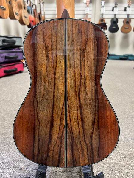 Oli X2-BTSRR Solid Torrefied Spruce/ Red Rosewood Baritone Ukulele w/Case