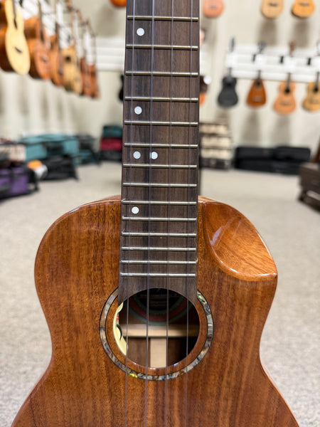 Flight Spirit Solid Acacia Electric Concert Ukulele w/Case #2 - Royal Series