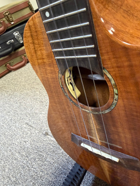 Flight Spirit Solid Acacia Electric Concert Ukulele w/Case #3 - Royal Series