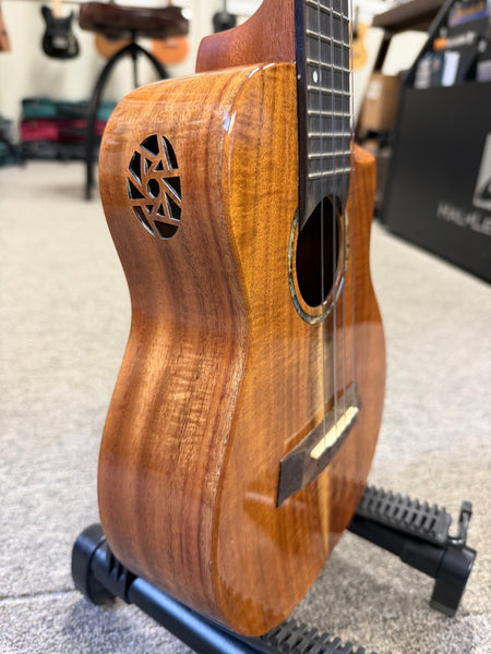 Flight Spirit Solid Acacia Electric Concert Ukulele w/Case #3 - Royal Series