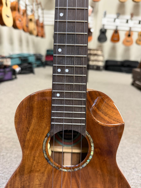 Flight Spirit Solid Acacia Electric Concert Ukulele w/Case #4 - Royal Series