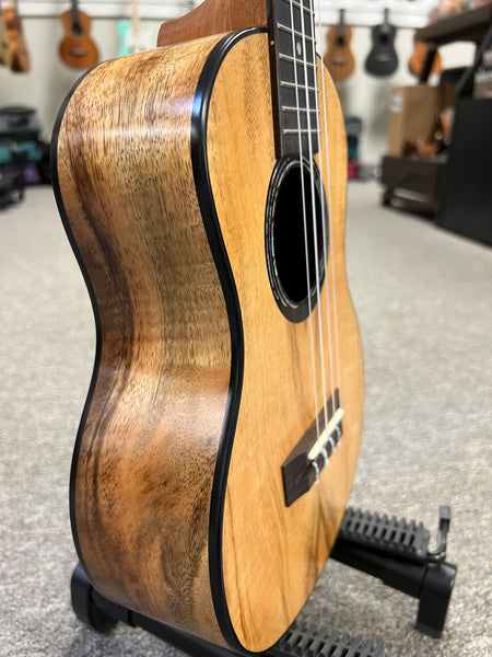 KUMU TM-70 Spalted Mango Tenor Ukulele