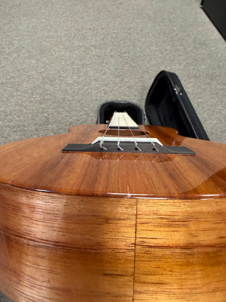 KoAloha KTM-00 Solid Koa Tenor Ukulele w/Case - Pre Loved