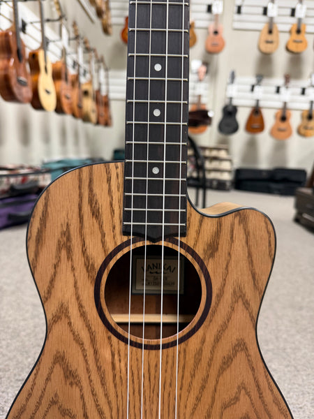LANIKAI OA-CEB Oak Electric Baritone Ukulele w/Case - Cutaway/Fishman Pickup