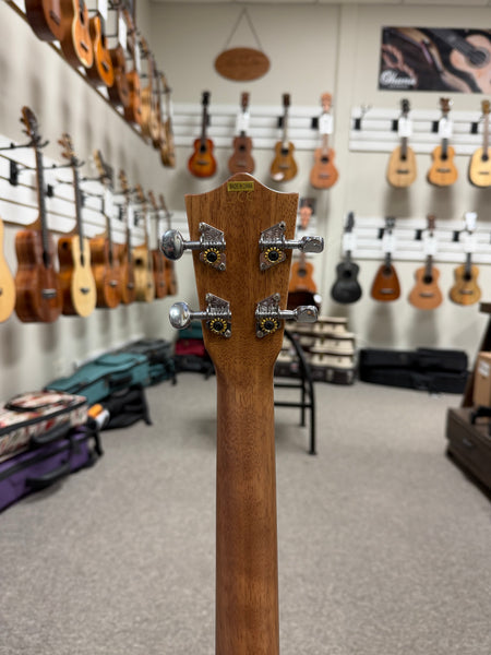 LANIKAI OA-CEB Oak Electric Baritone Ukulele w/Case - Cutaway/Fishman Pickup