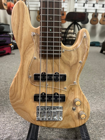 Tiny Boy Ash Body 4 String Solid Body Bass w/Case - TBJ-4400N Short Scale Bass