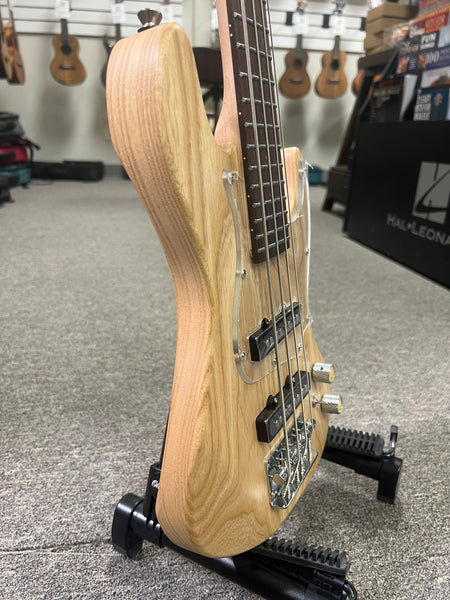 Tiny Boy Ash Body 4 String Solid Body Bass w/Case - TBJ-4400N Short Scale Bass