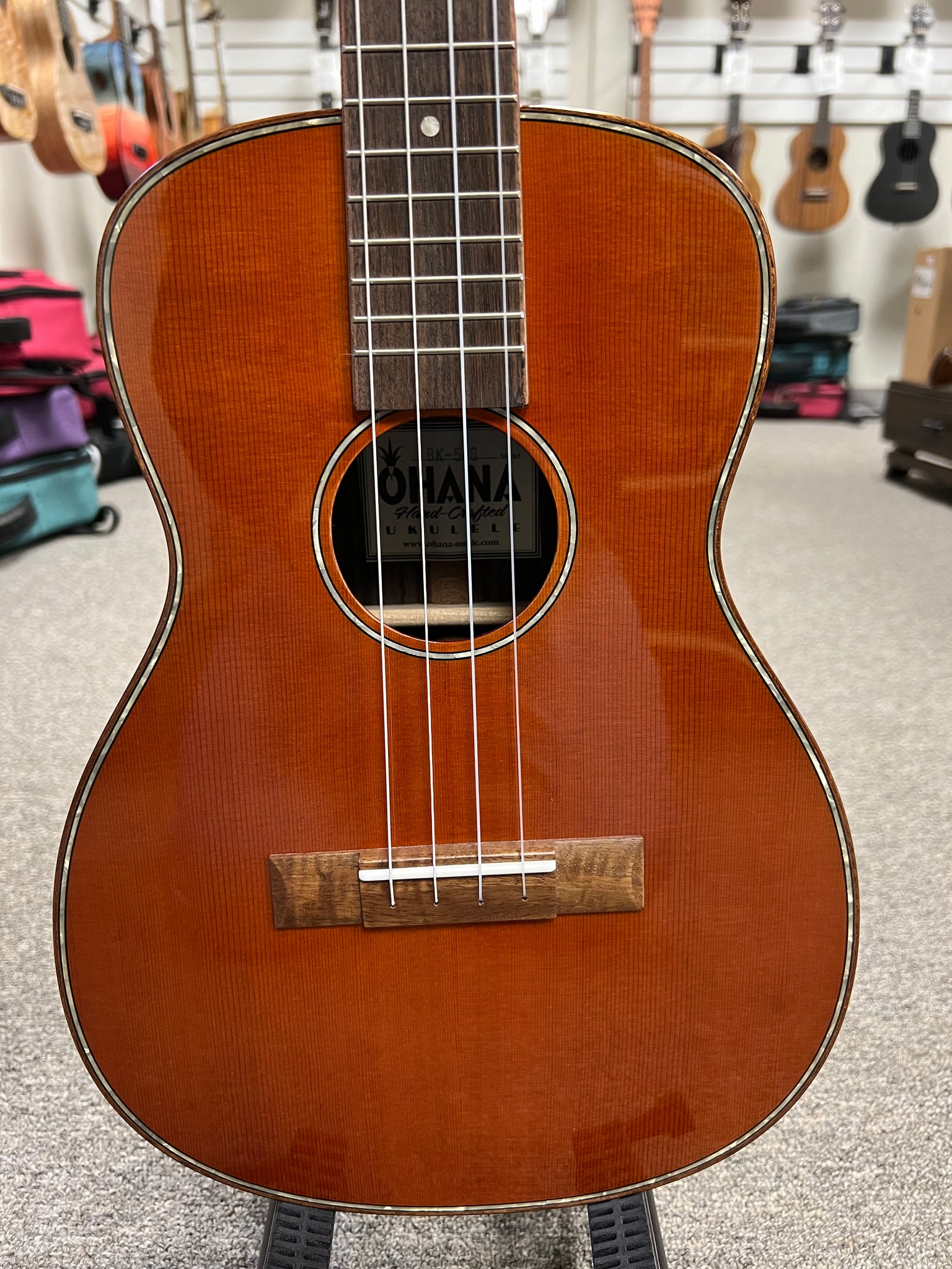 OHANA BK-50G Baritone Ukulele -Solid Cedar/Solid Rosewood