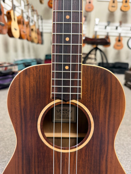 Lanikai ACST-B Acacia Baritone Ukulele w/Case - Solid Top