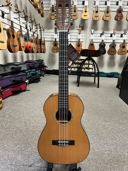 KALA KA-SCAC-B8 Solid Cedar Top/Acacia 8 String Baritone Ukulele