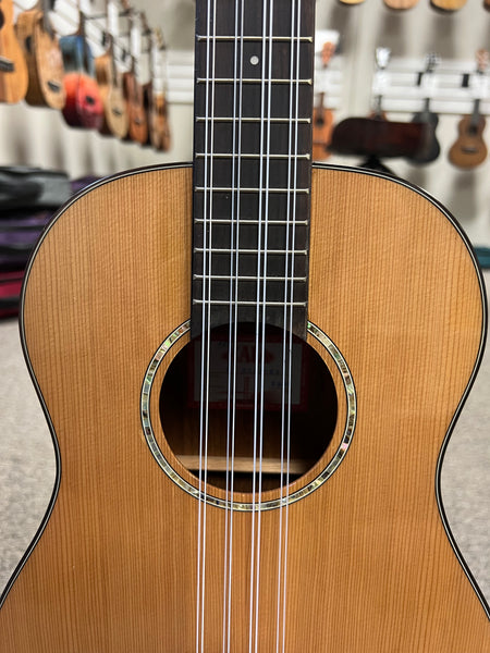 KALA KA-SCAC-B8 Solid Cedar Top/Acacia 8 String Baritone Ukulele