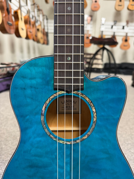 LANIKAI QM-BLCEB Quilted Maple Electric Baritone Ukulele w/Case - Transparent Blue