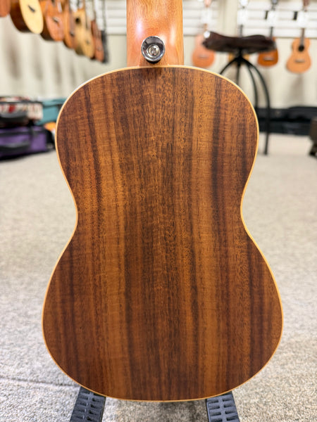 LANIKAI AC-S Solid Top Acacia Soprano Ukulele w/Case