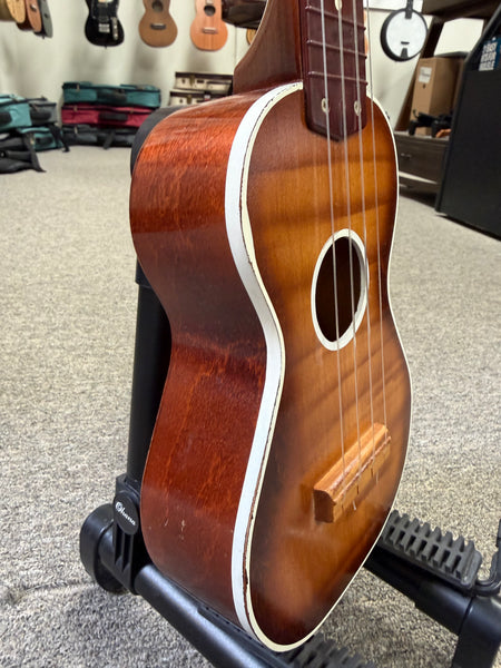 Vintage Harmony Mahogany Soprano Ukulele w/Case - Pre Loved