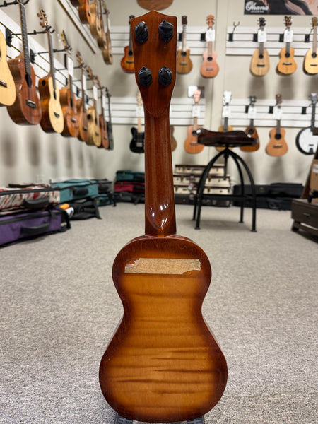 Vintage Harmony Mahogany Soprano Ukulele w/Case - Pre Loved