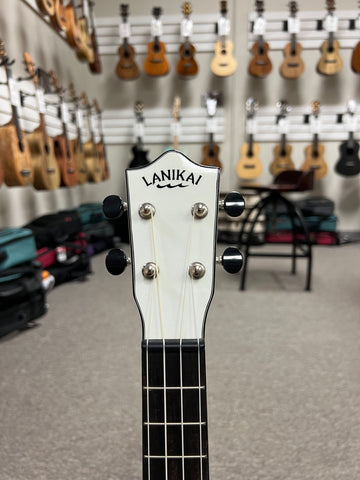 Lanikai JMS-AWT2 Julia Michaels Signature Tenor Ukulele w/Case Lanikai JMS-AWT2 Julia Michaels Signature Tenor Ukulele w/Case