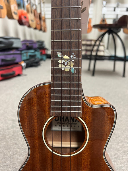 Ohana CK-35CG-CL Cynthia Lin Solid Mahogany Concert Ukulele w/Case