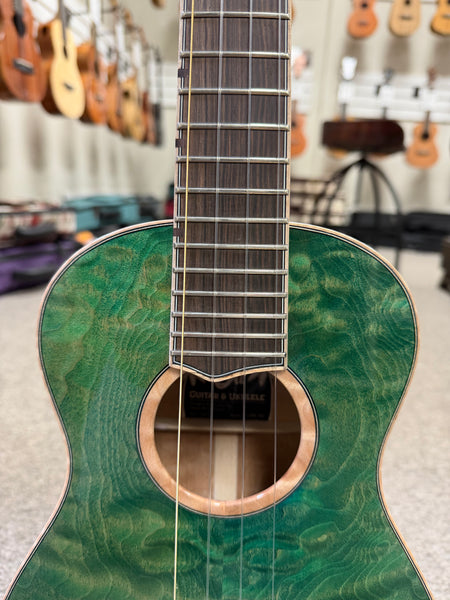Oli X2-TQM-AG Solid Quilted Maple 'Aina Green Tenor Ukulele w/Case