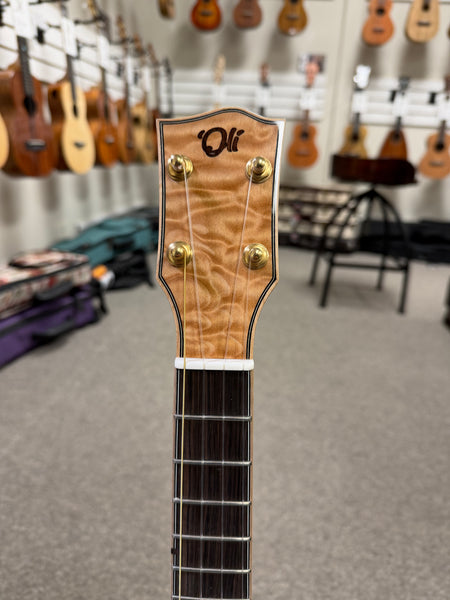 Oli X2-TQM-AG Solid Quilted Maple 'Aina Green Tenor Ukulele w/Case