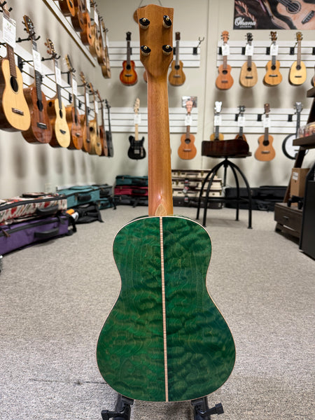Oli X2-TQM-AG Solid Quilted Maple 'Aina Green Tenor Ukulele w/Case