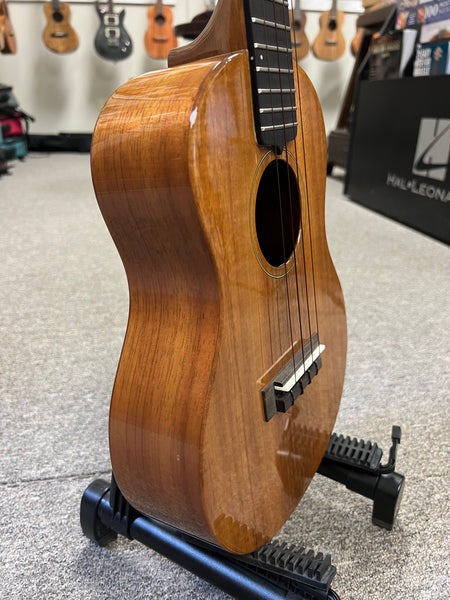 Kiwaya KPT-1K Solid Koa Electric Tenor Ukulelew/Case - Pre Loved