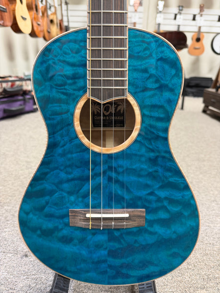 Oli L2-BQM-BL Solid Quilted Maple Ocean Blue Baritone Ukulele w/Case