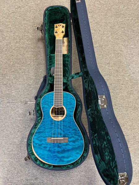 Oli L2-BQM-BL Solid Quilted Maple Ocean Blue Baritone Ukulele w/Case
