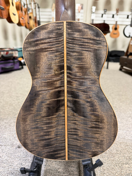 Oli L2-TMG-MM Black Solid Mango Tenor Ukulele w/Case