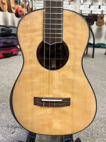 Oli L2-BCPMR Solid Port Orford Cedar/Myrtle Baritone Ukulele w/Case
