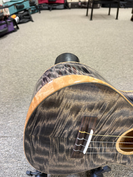 Oli L2-TMG-MM Black Solid Mango Tenor Ukulele w/Case