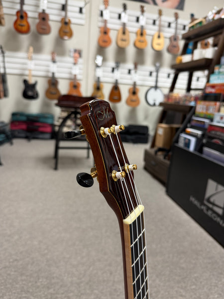 Maestro by Hozen Solid Spruce/Cocobolo Custom Tenor Ukulele w/Case - Island Series