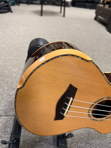 Maestro by Hozen Solid Spruce/Cocobolo Custom Tenor Ukulele w/Case - Island Series