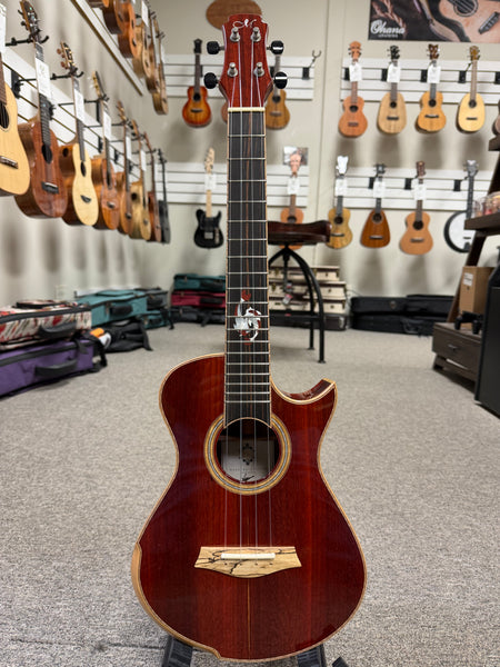 Maestro by Hozen Solid Padauk Custom Tenor Ukulele w/Case - Island Series