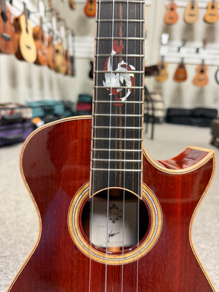 Maestro by Hozen Solid Padauk Custom Tenor Ukulele w/Case - Island Series