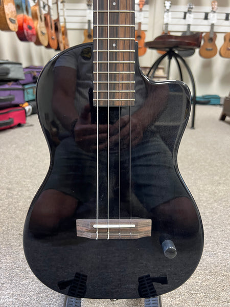 Pono BE-MBD-BK Mango Deluxe Black Baritone Electric Solid Body Ukulele w/Case